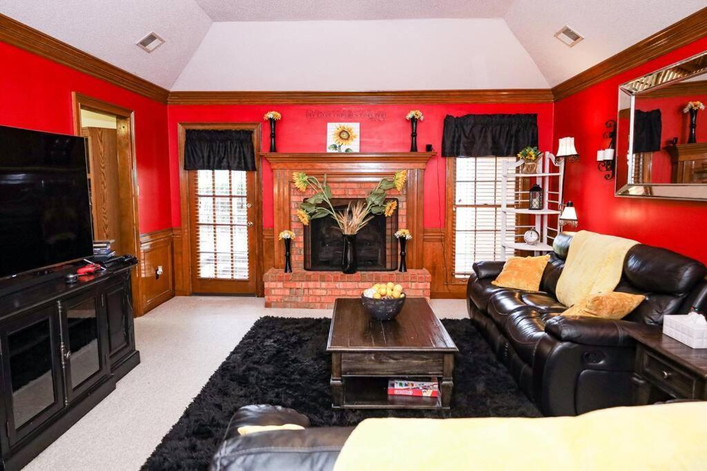 Comfortable And Pleasant 4 Bedroom Home Memphis Exterior foto