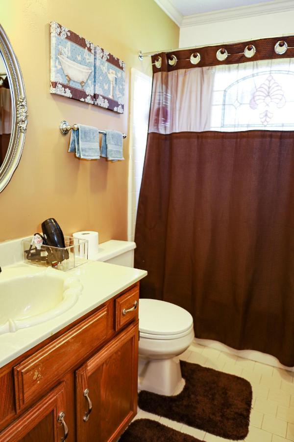 Comfortable And Pleasant 4 Bedroom Home Memphis Exterior foto